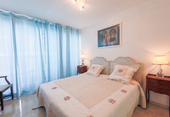 Apartment in Nice - MASSENET VIEW, Apartment with a beautiful terrace with sea view by RIVIERA HOLIDAY HOMES  Apartment in Nice - MASSENET VIEW, Apartment with a beautiful terrace with sea view by RIVIERA HOLIDAY HOMES