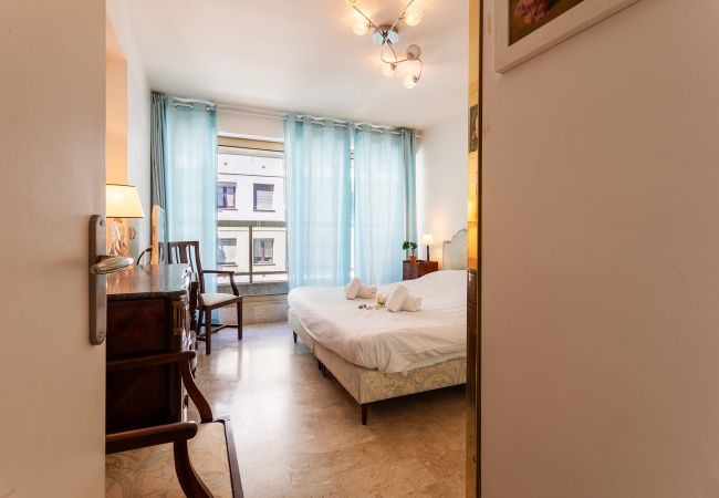 Apartment in Nice - MASSENET VIEW, Apartment with a beautiful terrace with sea view by RIVIERA HOLIDAY HOMES  Apartment in Nice - MASSENET VIEW, Apartment with a beautiful terrace with sea view by RIVIERA HOLIDAY HOMES