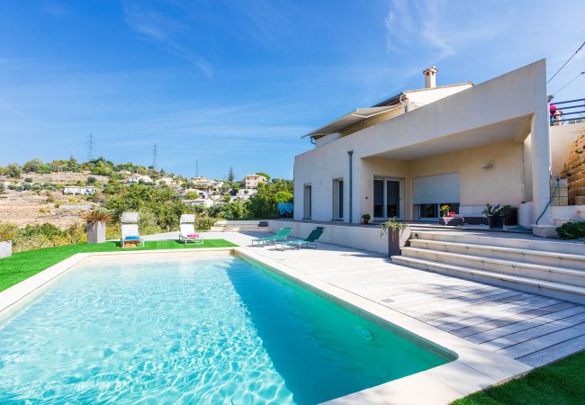 Villa/Dettached house in Nice - BELLET HILLS - Beautiful villa with pool and mountain view