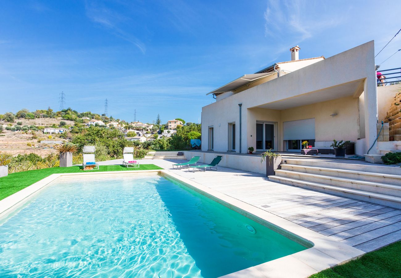 Villa in Nice - BELLET HILLS - Beautiful villa with pool and mountain view