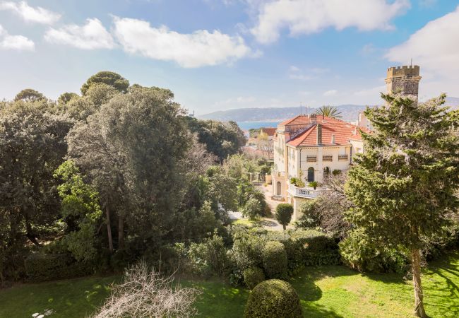 Apartment in Juan-les-Pins - LE CHATEAU DE LA PINEDE By Riviera Holiday Homes Apartment in Juan-les-Pins - LE CHATEAU DE LA PINEDE By Riviera Holiday Homes