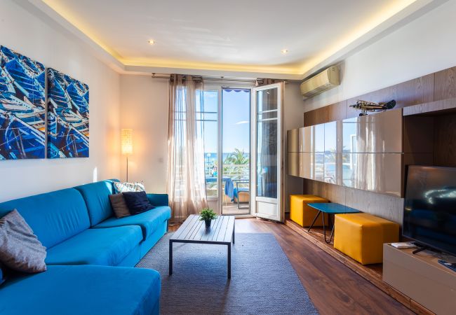 Apartment in Nice - BAMBOO PLAGE AP4220 by Riviera Holiday Homes  Apartment in Nice - BAMBOO PLAGE AP4220 by Riviera Holiday Homes