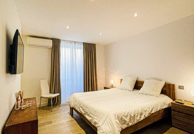 Apartment in Cannes - couleur nature Apartment in Cannes - couleur nature