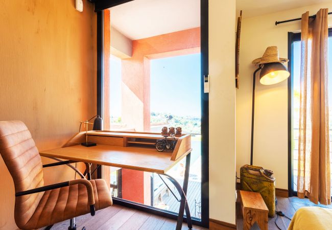 Villa in Nice - VILLA SUNSET BY RIVIERA HOLIDAY HOMES Villa in Nice - VILLA SUNSET BY RIVIERA HOLIDAY HOMES