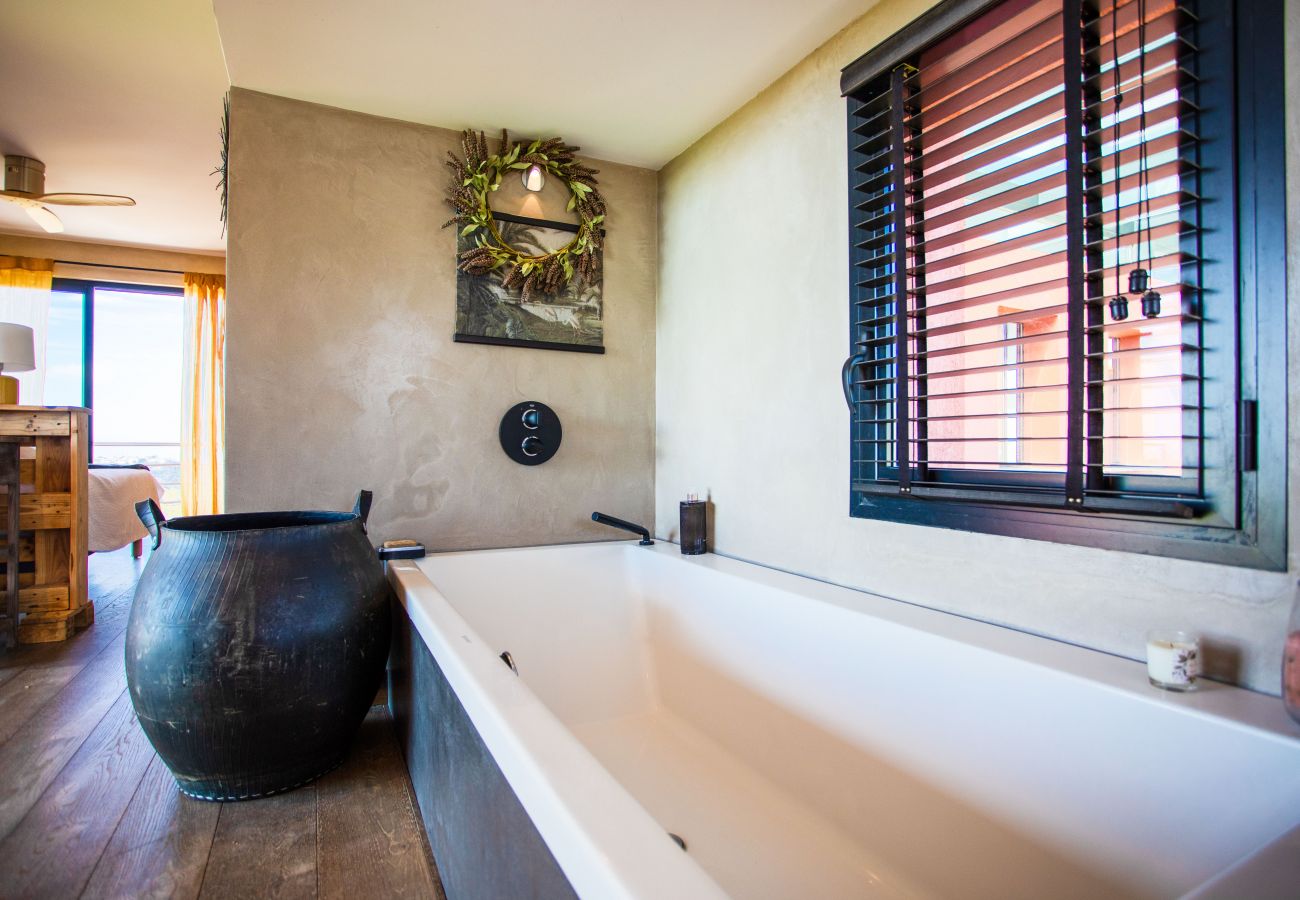 Bathroom with bathtub