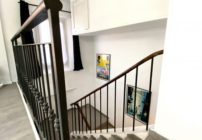 Apartment in Cannes - 48 rue des Serbes top floor Apartment in Cannes - 48 rue des Serbes top floor