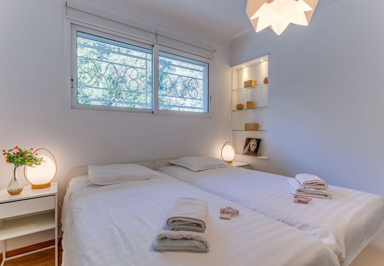 Apartment in Villefranche-sur-Mer - Terrace on the bay 2 by Riviera Holiday Homes 