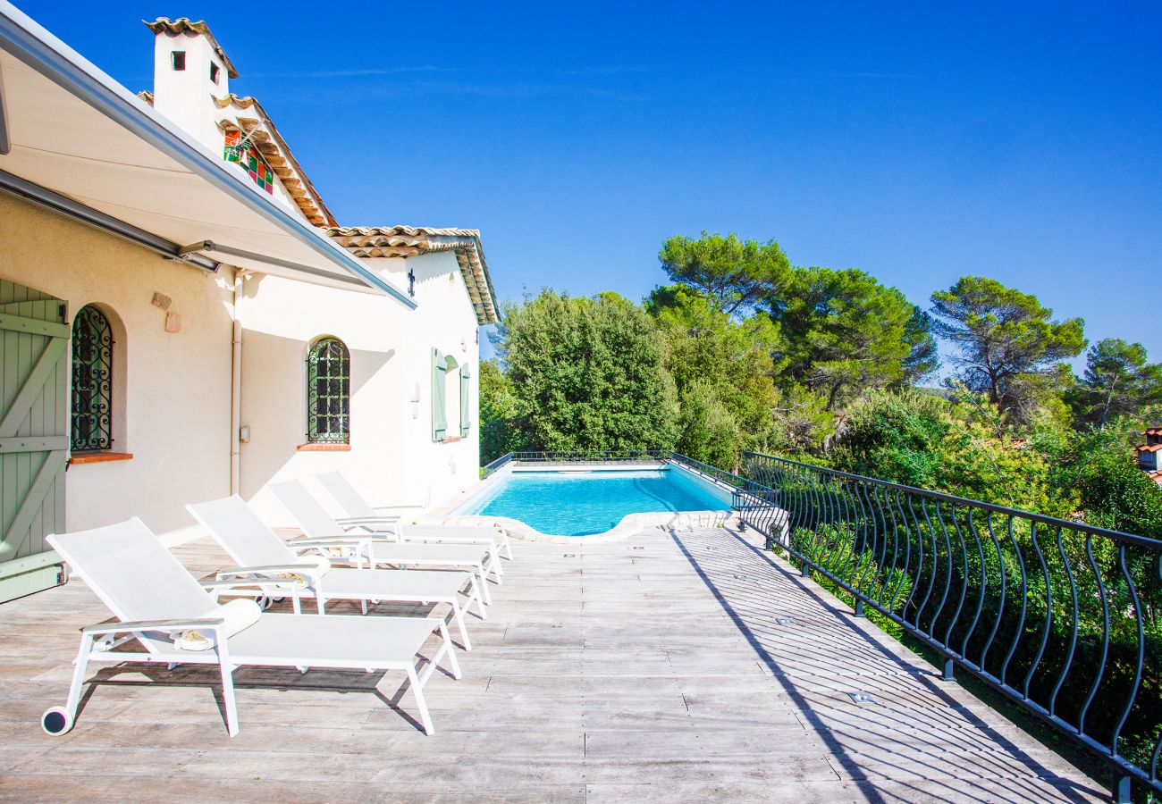 Villa in Roquefort-les-Pins - Villa Les Feuillets VI4250 by Riviera Holiday Homes