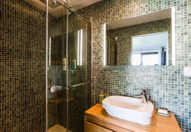 Villa in Nice - Villa Les Sources By Riviera Holiday Homes Villa in Nice - Villa Les Sources By Riviera Holiday Homes