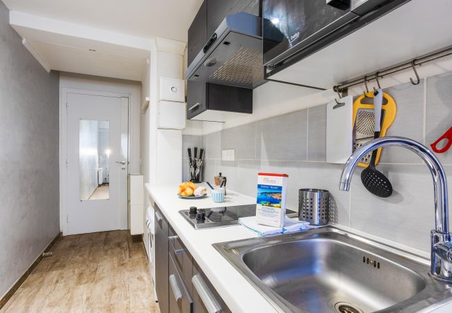 Studio in Beaulieu-sur-Mer - BEAULIEU MARINA By Riviera Holiday Homes Studio in Beaulieu-sur-Mer - BEAULIEU MARINA By Riviera Holiday Homes