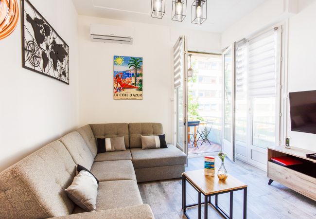 Apartment in Nice - LE TIVOLI II By Riviera Holiday Homes  Apartment in Nice - LE TIVOLI II By Riviera Holiday Homes