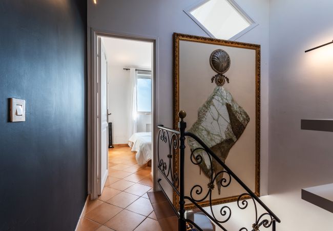 Villa in Eze - VILLA LUNA  By Riviera Holiday Homes Villa in Eze - VILLA LUNA  By Riviera Holiday Homes