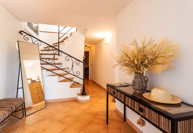 Villa in Eze - VILLA LUNA  By Riviera Holiday Homes Villa in Eze - VILLA LUNA  By Riviera Holiday Homes