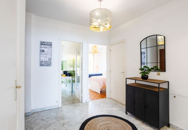 Apartment in Nice - LE SIRIUS  BY RIVIERA HOLIDAY HOMES Apartment in Nice - LE SIRIUS  BY RIVIERA HOLIDAY HOMES