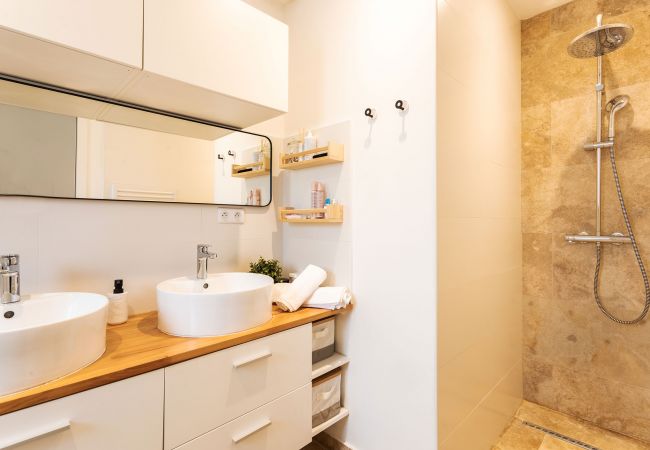 Villa in Falicon - LA CASITA VI4348 by Riviera Holiday Homes Villa in Falicon - LA CASITA VI4348 by Riviera Holiday Homes