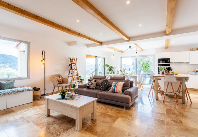 Villa in Falicon - LA CASITA VI4348 by Riviera Holiday Homes Villa in Falicon - LA CASITA VI4348 by Riviera Holiday Homes