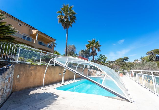 Villa in Golfe Juan - VILLA PARADISIO VI4351 By Riviera Holiday Homes Villa in Golfe Juan - VILLA PARADISIO VI4351 By Riviera Holiday Homes