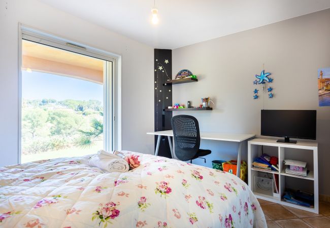 Villa in Golfe Juan - VILLA PARADISIO VI4351 By Riviera Holiday Homes Villa in Golfe Juan - VILLA PARADISIO VI4351 By Riviera Holiday Homes