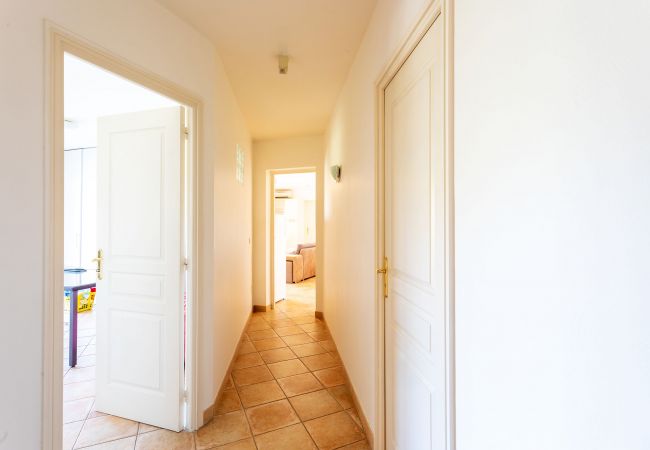 Villa in Golfe Juan - VILLA PARADISIO VI4351 By Riviera Holiday Homes Villa in Golfe Juan - VILLA PARADISIO VI4351 By Riviera Holiday Homes