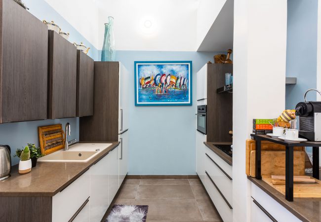 Apartment in Nice - LE FRANCE By Riviera Holiday Homes Apartment in Nice - LE FRANCE By Riviera Holiday Homes