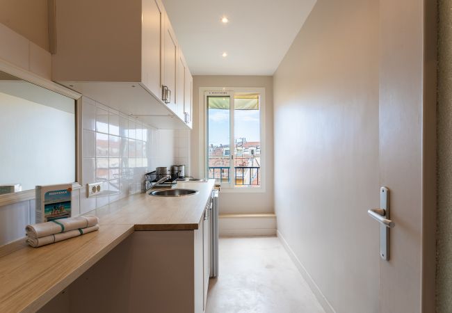 Studio in Nice - URBAN AP4346 By Riviera Holiday Homes  Studio in Nice - URBAN AP4346 By Riviera Holiday Homes