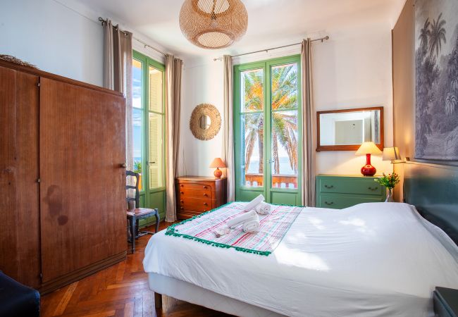 Villa in Nice - VILLA REVE D'AZUR BY Riviera Holiday Homes Villa in Nice - VILLA REVE D'AZUR BY Riviera Holiday Homes