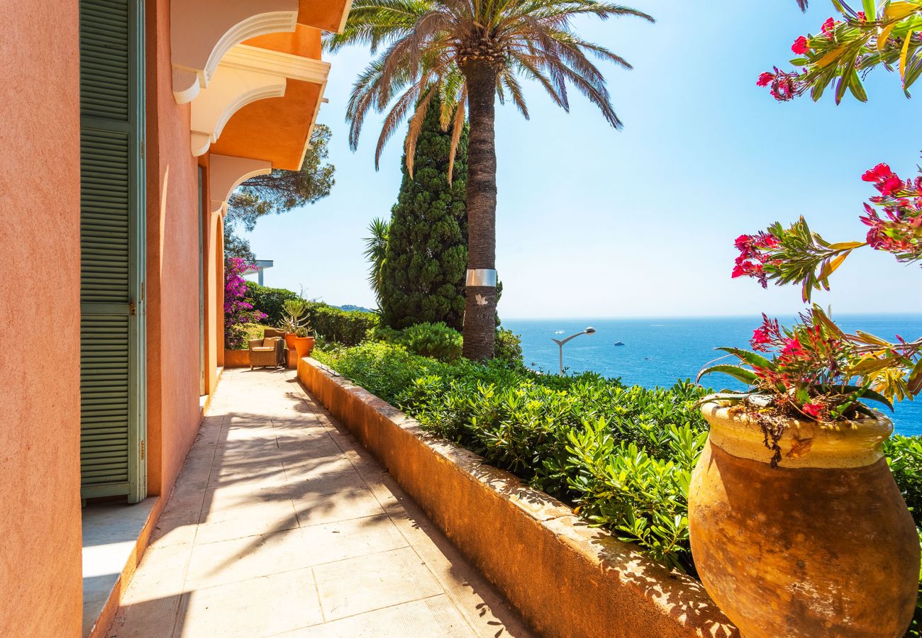 Villa in Nice - VILLA REVE D'AZUR BY Riviera Holiday Homes