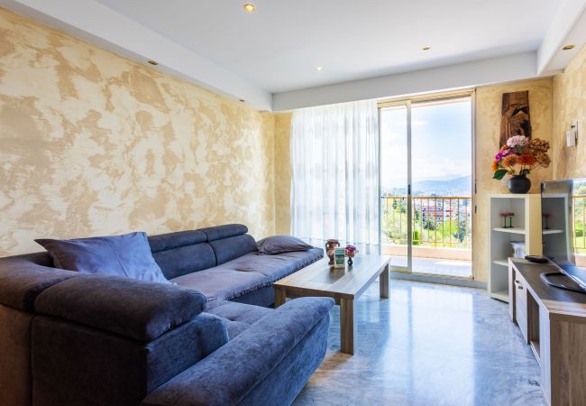 Apartment in Nice - GRAND SOLEIL By Riviera Holiday Homes Apartment in Nice - GRAND SOLEIL By Riviera Holiday Homes