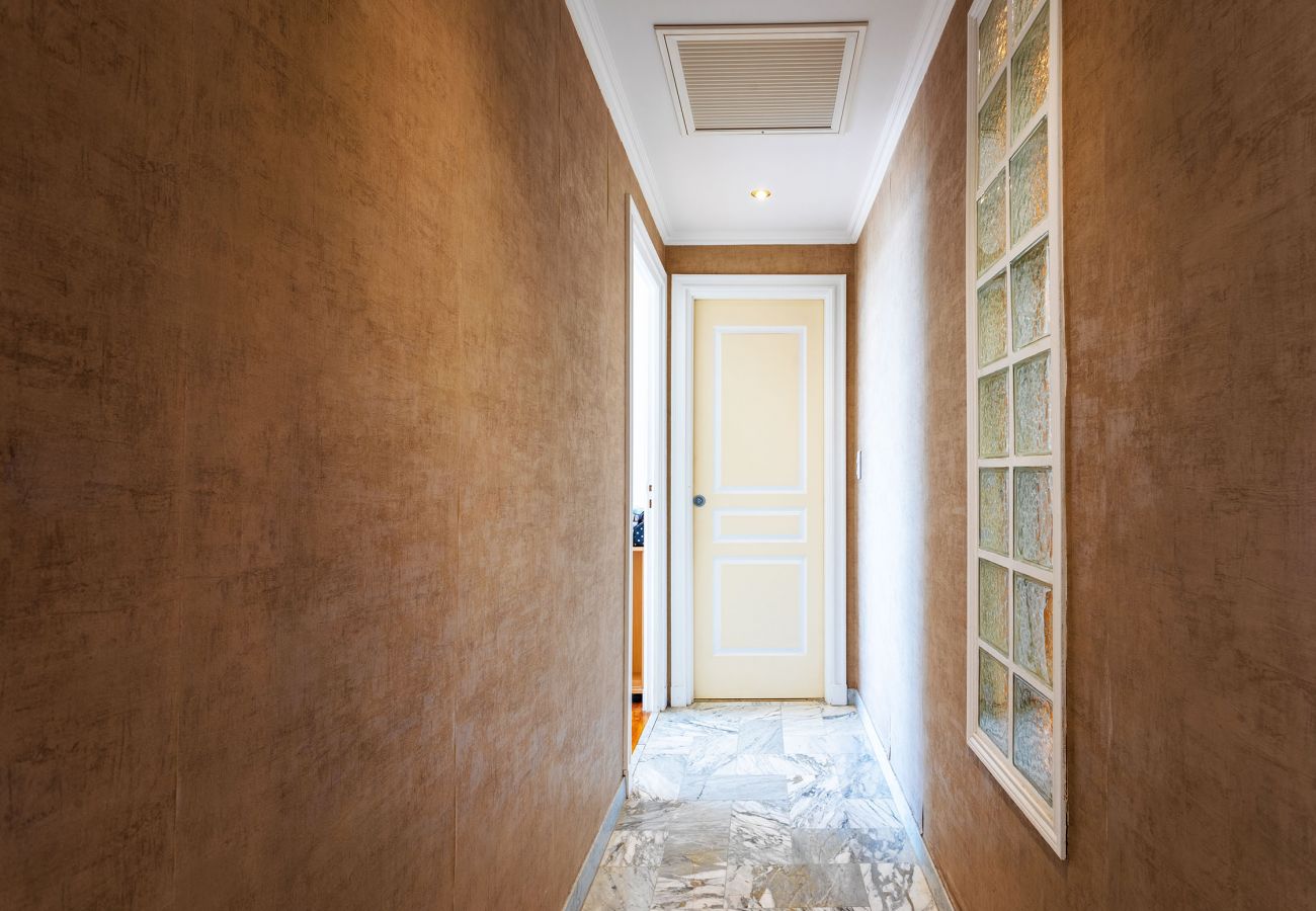 Apartment in Nice - GRAND SOLEIL By Riviera Holiday Homes