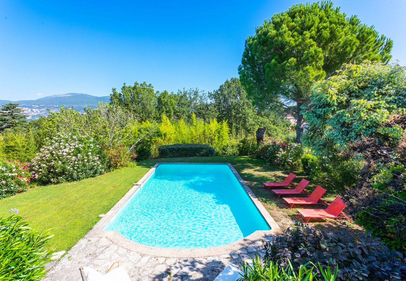 Villa in Grasse - MAS DES  LAURIERS VI4370 By Riviera Holiday Homes