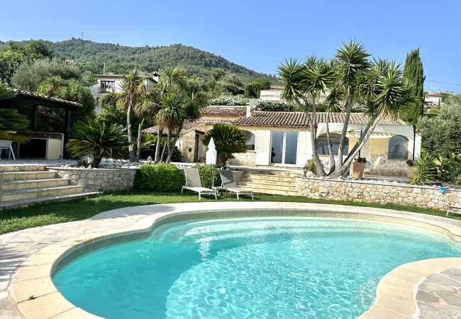 Villa/Dettached house in Vence - VILLA LINDA VI 4373 By Riviera Holiday Homes