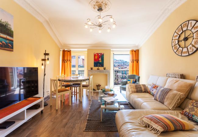 Apartment in Nice -  ICONIC 2 AP4375 By Riviera Holiday Homes Apartment in Nice -  ICONIC 2 AP4375 By Riviera Holiday Homes