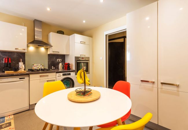 Apartment in Nice -  ICONIC 2 AP4375 By Riviera Holiday Homes Apartment in Nice -  ICONIC 2 AP4375 By Riviera Holiday Homes
