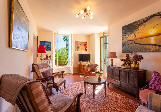 Villa in Villefranche-sur-Mer -  VILLA CASA ALTA VI4383 By Riviera Holiday Homes Villa in Villefranche-sur-Mer -  VILLA CASA ALTA VI4383 By Riviera Holiday Homes