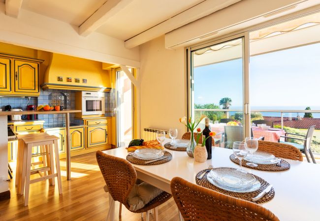 Apartment in Nice -  LE JARDIN BLEU AP4388 By Riviera Holiday Homes 