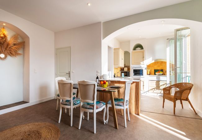 Apartment in Villefranche-sur-Mer -  LE PROVENÇAL  AP4389 By Riviera Holiday Homes Apartment in Villefranche-sur-Mer -  LE PROVENÇAL  AP4389 By Riviera Holiday Homes