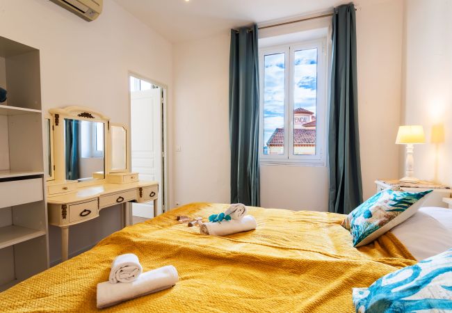 Apartment in Villefranche-sur-Mer -  LE PROVENÇAL  AP4389 By Riviera Holiday Homes Apartment in Villefranche-sur-Mer -  LE PROVENÇAL  AP4389 By Riviera Holiday Homes