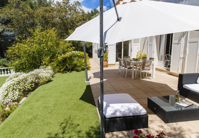 Villa in Nice - VILLA DE FERIC VI4396 By Riviera Holiday Homes Villa in Nice - VILLA DE FERIC VI4396 By Riviera Holiday Homes