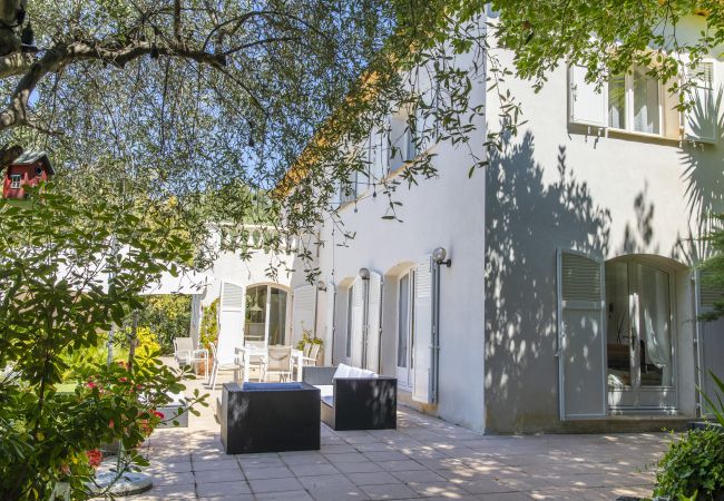 Villa in Nice - VILLA DE FERIC VI4396 By Riviera Holiday Homes Villa in Nice - VILLA DE FERIC VI4396 By Riviera Holiday Homes