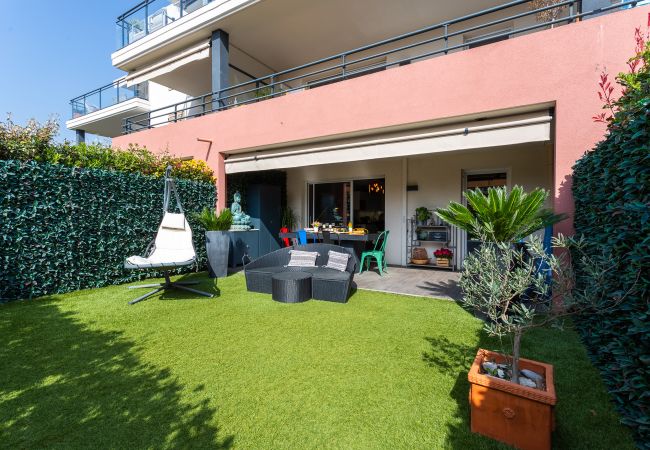 Apartment in Nice - DOMAINE DES ROSES 3 AP4400 By Riviera Holiday Homes