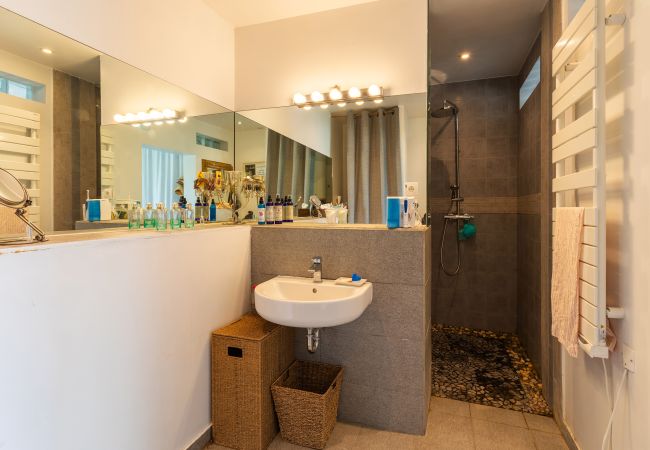 Villa in Villefranche-sur-Mer - VILLA MARGUERITE VI 4406 By Riviera Holiday Homes Villa in Villefranche-sur-Mer - VILLA MARGUERITE VI 4406 By Riviera Holiday Homes