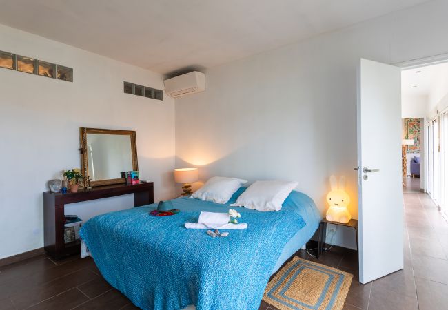 Villa in Villefranche-sur-Mer - VILLA MARGUERITE VI 4406 By Riviera Holiday Homes Villa in Villefranche-sur-Mer - VILLA MARGUERITE VI 4406 By Riviera Holiday Homes