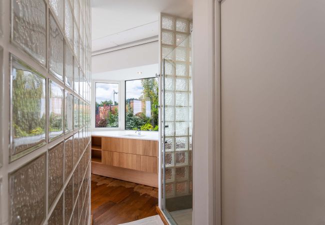 Villa in Nice - Villa ADRIANA VI4411 By Riviera Holiday Homes Villa in Nice - Villa ADRIANA VI4411 By Riviera Holiday Homes