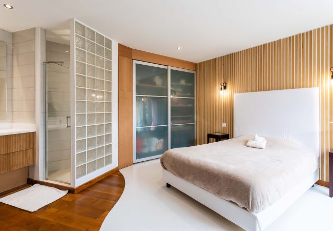 Villa in Nice - Villa ADRIANA VI4411 By Riviera Holiday Homes Villa in Nice - Villa ADRIANA VI4411 By Riviera Holiday Homes