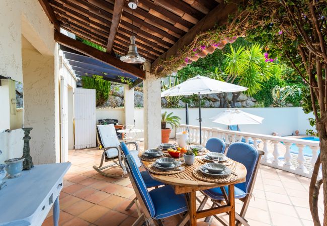 Villa in Nice - VILLA HATELMA VI4404 By Riviera Holiday Homes  Villa in Nice - VILLA HATELMA VI4404 By Riviera Holiday Homes