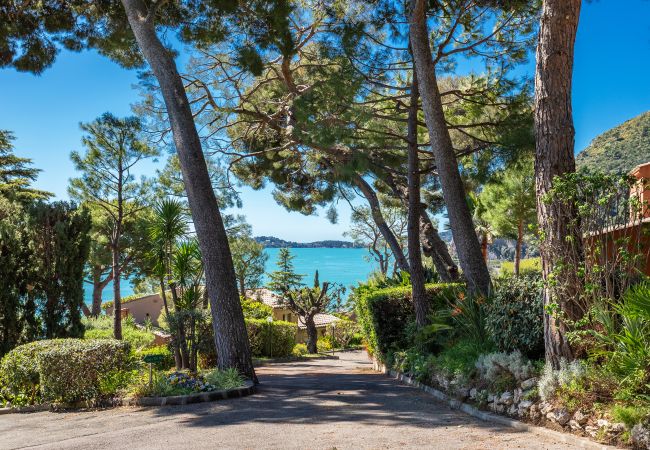 Villa in Eze - VILLA LA PETITE RESERVE VI4416 By Riviera Holiday Homes Villa in Eze - VILLA LA PETITE RESERVE VI4416 By Riviera Holiday Homes