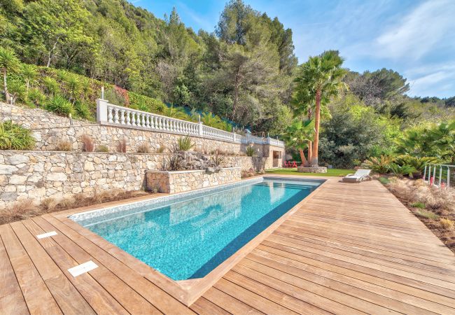 Villa in Nice - VILLA NIDAZUR VI4413 By Riviera Holiday Homes Villa in Nice - VILLA NIDAZUR VI4413 By Riviera Holiday Homes