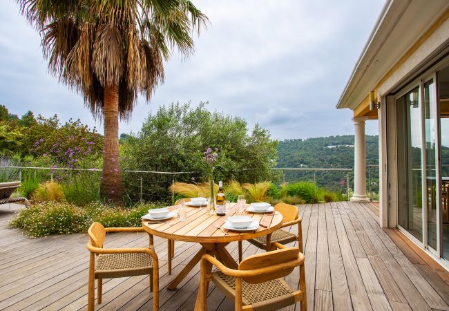 Villa in Nice - VILLA NIDAZUR VI4413 By Riviera Holiday Homes Villa in Nice - VILLA NIDAZUR VI4413 By Riviera Holiday Homes