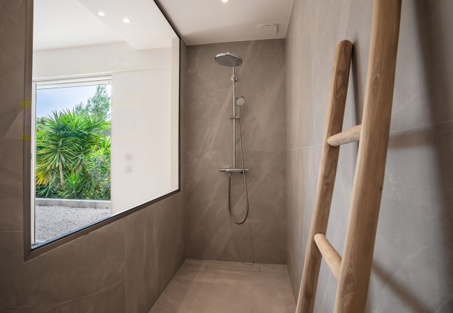 Villa in Nice - VILLA NIDAZUR VI4413 By Riviera Holiday Homes Villa in Nice - VILLA NIDAZUR VI4413 By Riviera Holiday Homes