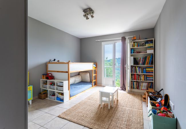 Villa in Nice - VILLA NIDAZUR VI4413 By Riviera Holiday Homes Villa in Nice - VILLA NIDAZUR VI4413 By Riviera Holiday Homes